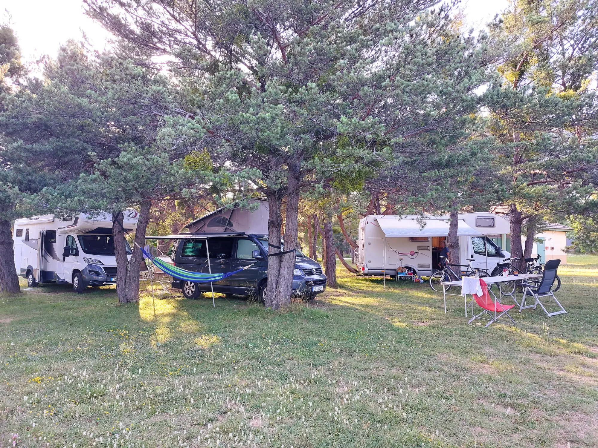 Camping du chevalet camping Hautes-Alpes 05 , camping éco-responsable 05, et chalets éco-responsables 05.